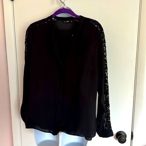 F & F blouse in black